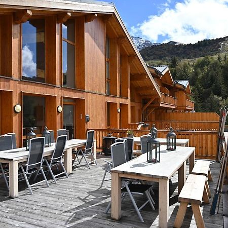 Parc Madeleine - Chalets Сен-Франсуа-Лоншам Екстериор снимка