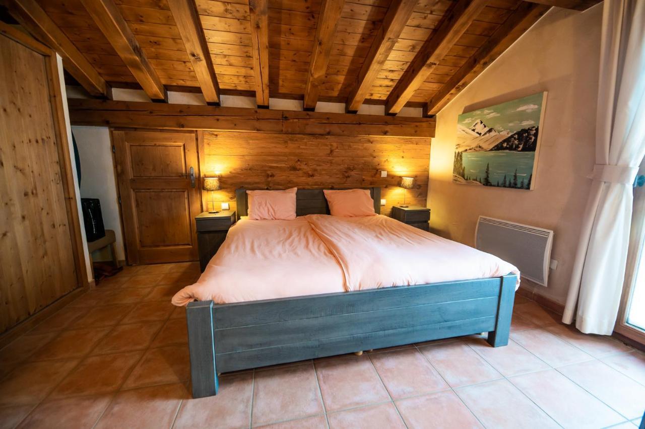 Parc Madeleine - Chalets Сен-Франсуа-Лоншам Екстериор снимка
