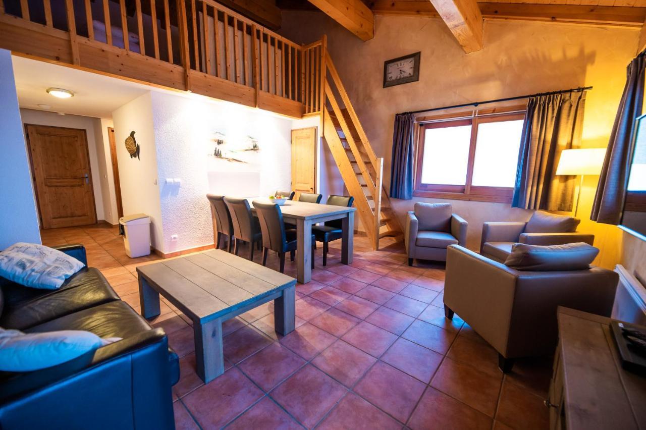 Parc Madeleine - Chalets Сен-Франсуа-Лоншам Екстериор снимка
