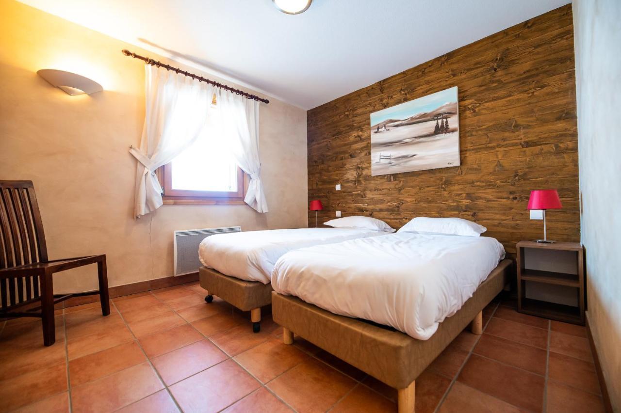 Parc Madeleine - Chalets Сен-Франсуа-Лоншам Екстериор снимка