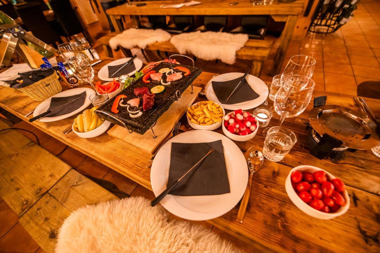 Parc Madeleine - Chalets Сен-Франсуа-Лоншам Екстериор снимка